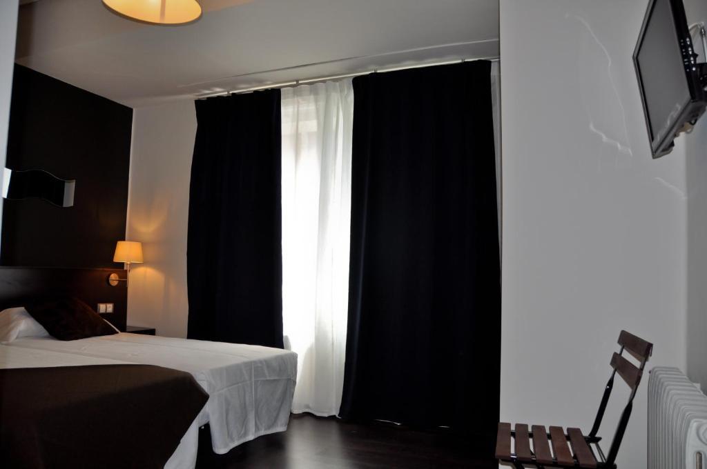 Hostal La Rotonda Orense Szoba fotó